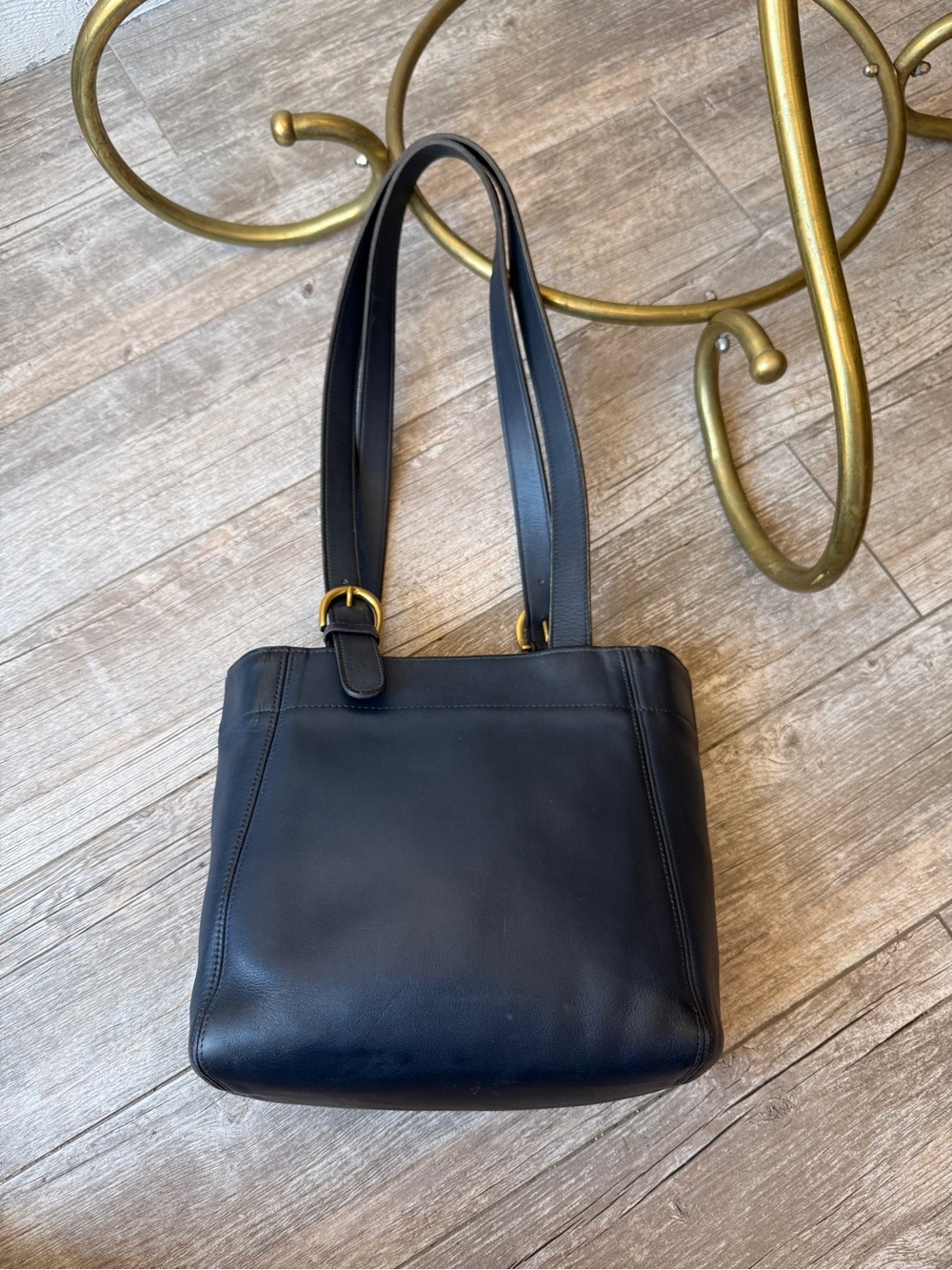 VTG Coach | SOHO Buckle Bag | Navy
Gently Loved - Picture 2 of 14